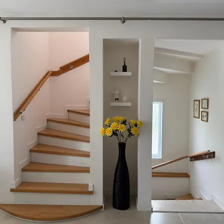 Villa Relaxing By The Ayvalı